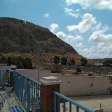 Recovery Mountain Homestay 阿利坎特 外观 照片