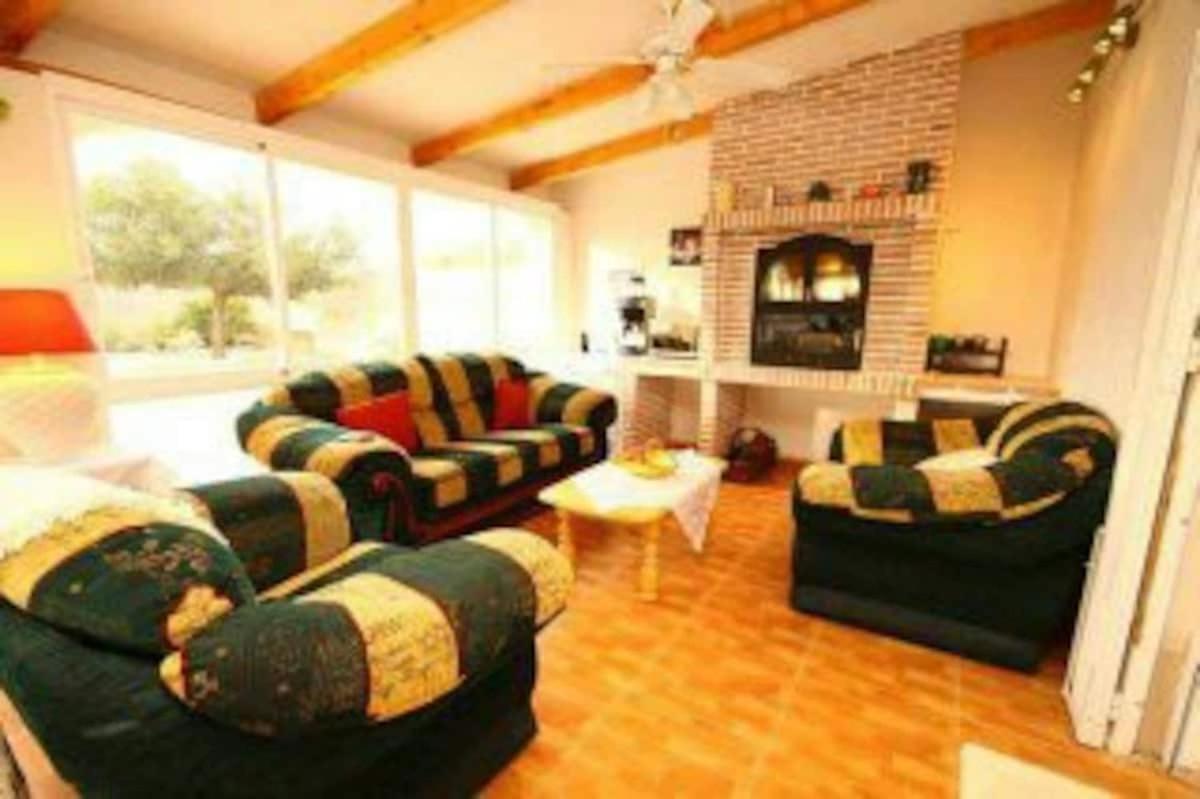 Recovery Mountain Homestay 阿利坎特 外观 照片